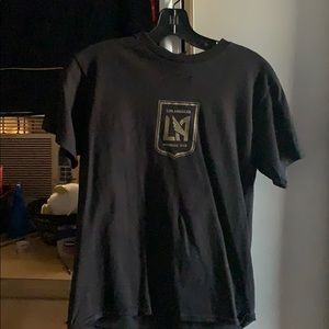 Basic fanatics black tee